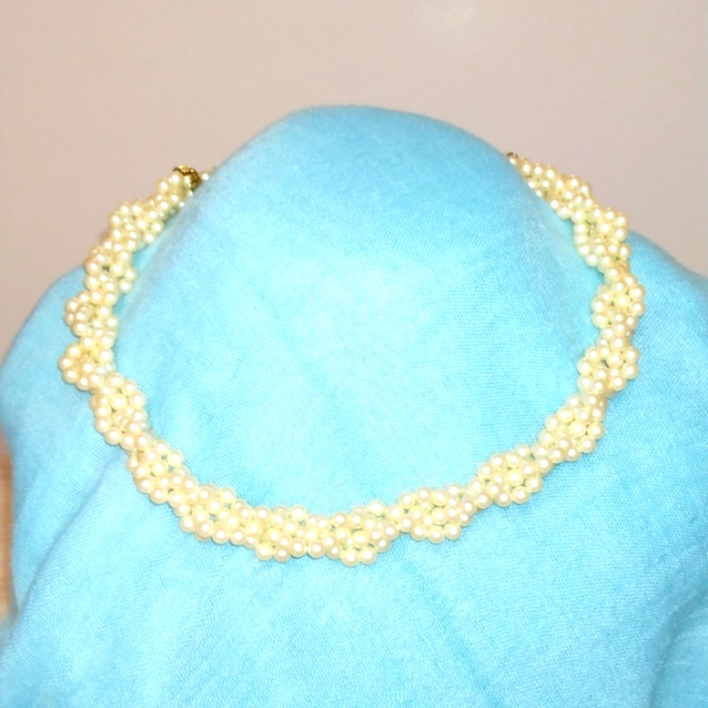 3-12 1928 brand twisted pearl with goldtone extention and clasp